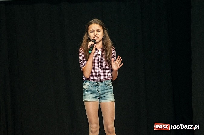 Zdjęcie w galerii na portalu naszraciborz.pl: Konkurs Piosenki w ramach Powiatowego Festiwalu Twórczości Artystycznej wiadomości z regionu