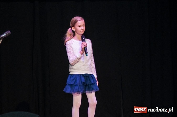 Zdjęcie w galerii na portalu naszraciborz.pl: Konkurs Piosenki w ramach Powiatowego Festiwalu Twórczości Artystycznej wiadomości z regionu