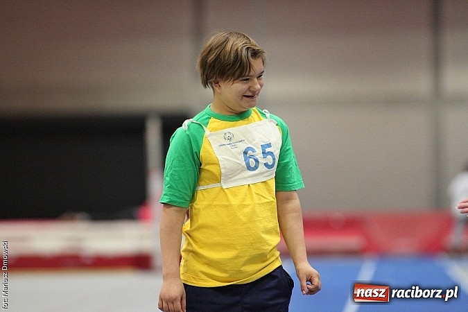 Zdjęcie w galerii na portalu naszraciborz.pl: XV Regionalny Mityng Lekkoatletyczny Olimpiad Specjalnych wiadomości z regionu