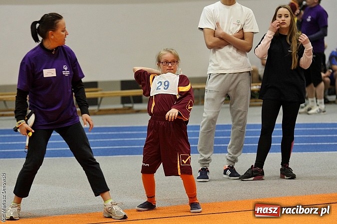 Zdjęcie w galerii na portalu naszraciborz.pl: XV Regionalny Mityng Lekkoatletyczny Olimpiad Specjalnych wiadomości z regionu