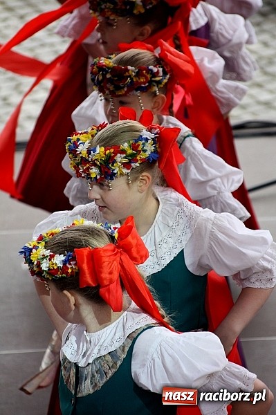 Zdjęcie w galerii na portalu naszraciborz.pl: Raciborski folklor na podium  wiadomości z regionu