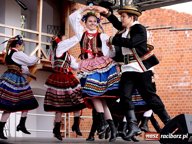 Zdjęcie w galerii na portalu naszraciborz.pl: Raciborski folklor na podium  wiadomości z regionu