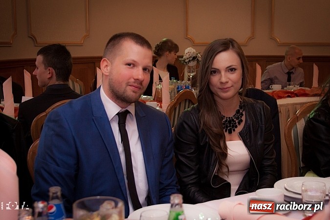 Zdjęcie w galerii na portalu naszraciborz.pl: Tak się bawią studenci PWSZ. Doroczny bal sportowca wiadomości z regionu