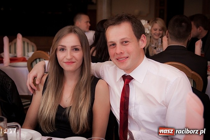 Zdjęcie w galerii na portalu naszraciborz.pl: Tak się bawią studenci PWSZ. Doroczny bal sportowca wiadomości z regionu