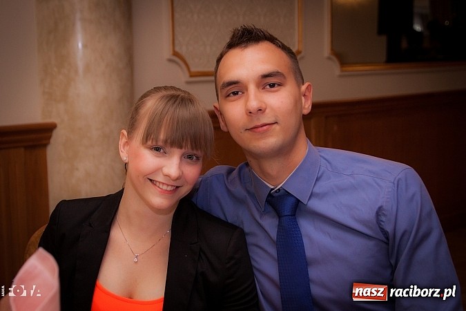 Zdjęcie w galerii na portalu naszraciborz.pl: Tak się bawią studenci PWSZ. Doroczny bal sportowca wiadomości z regionu