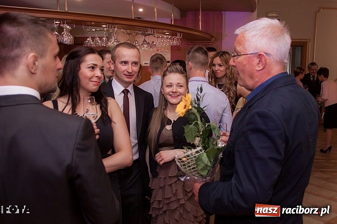 Zdjęcie w galerii na portalu naszraciborz.pl: Tak się bawią studenci PWSZ. Doroczny bal sportowca wiadomości z regionu