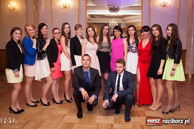 Zdjęcie w galerii na portalu naszraciborz.pl: Tak się bawią studenci PWSZ. Doroczny bal sportowca wiadomości z regionu