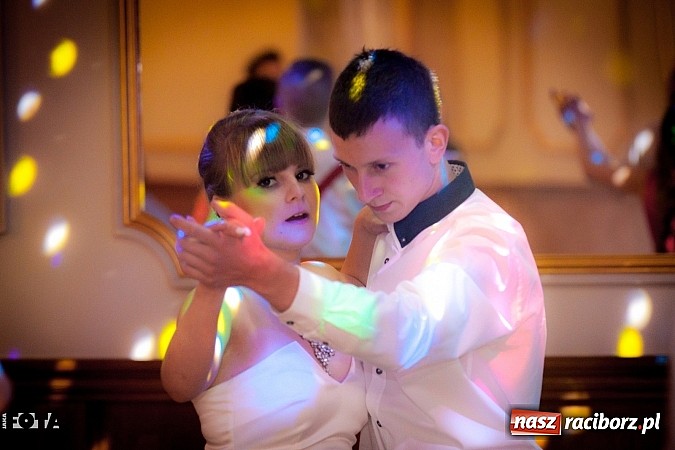 Zdjęcie w galerii na portalu naszraciborz.pl: Tak się bawią studenci PWSZ. Doroczny bal sportowca wiadomości z regionu