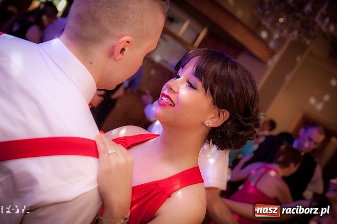 Zdjęcie w galerii na portalu naszraciborz.pl: Tak się bawią studenci PWSZ. Doroczny bal sportowca wiadomości z regionu