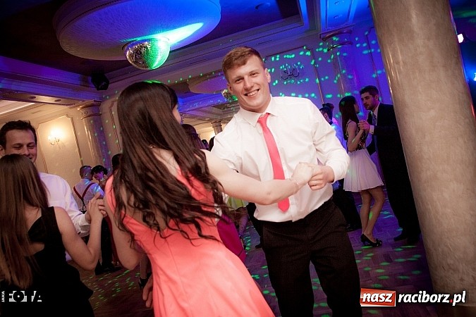 Zdjęcie w galerii na portalu naszraciborz.pl: Tak się bawią studenci PWSZ. Doroczny bal sportowca wiadomości z regionu
