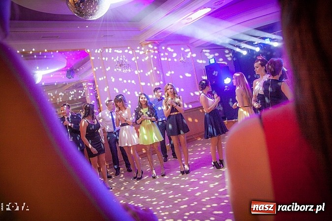 Zdjęcie w galerii na portalu naszraciborz.pl: Tak się bawią studenci PWSZ. Doroczny bal sportowca wiadomości z regionu