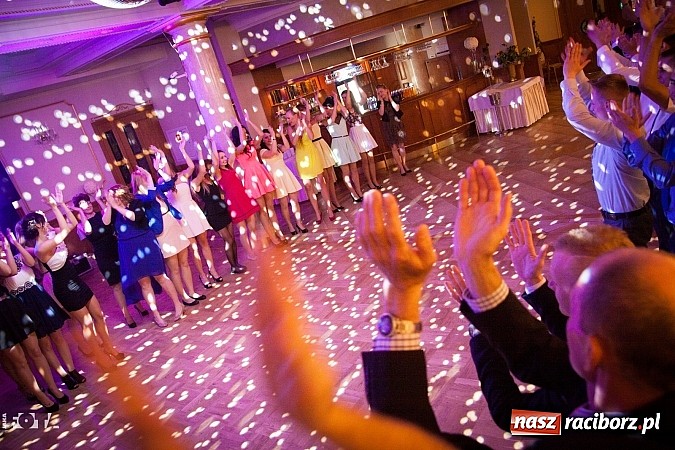 Zdjęcie w galerii na portalu naszraciborz.pl: Tak się bawią studenci PWSZ. Doroczny bal sportowca wiadomości z regionu
