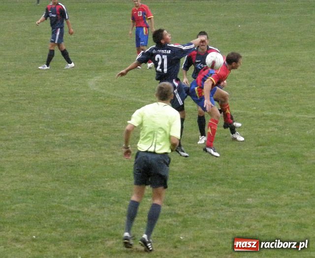 Zdjęcie w galerii na portalu naszraciborz.pl: Jedna piękna bramka to za mało wiadomości z regionu