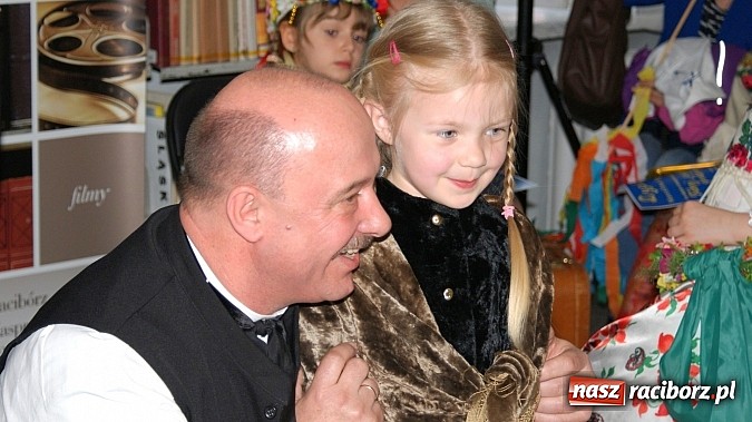 Zdjęcie w galerii na portalu naszraciborz.pl: Konkurs Gwary Śląskiej w raciborskiej bibliotece wiadomości z regionu