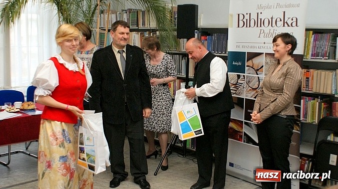Zdjęcie w galerii na portalu naszraciborz.pl: Konkurs Gwary Śląskiej w raciborskiej bibliotece wiadomości z regionu