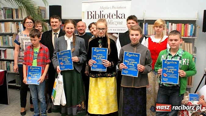 Zdjęcie w galerii na portalu naszraciborz.pl: Konkurs Gwary Śląskiej w raciborskiej bibliotece wiadomości z regionu