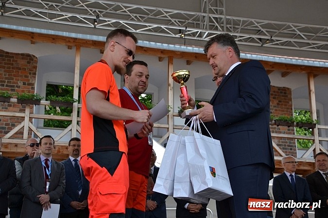 Zdjęcie w galerii na portalu naszraciborz.pl: Otwarte Mistrzostwa Śląska w Ratownictwie Medycznym - na zamku rozdano puchary wiadomości z regionu