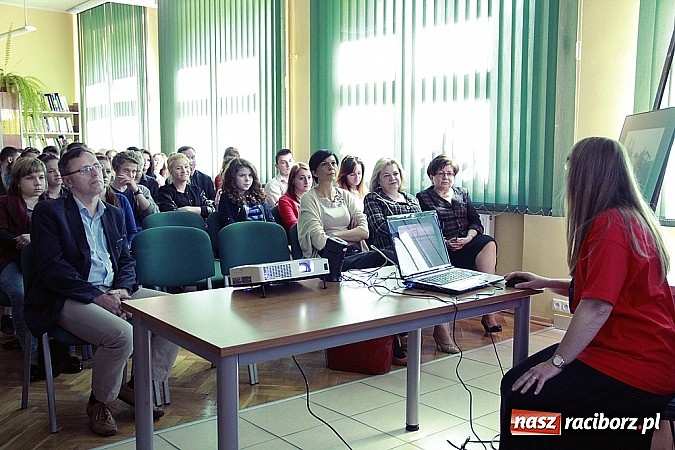 Zdjęcie w galerii na portalu naszraciborz.pl: Jak PWSZ świętował Tydzień Bibliotek? wiadomości z regionu