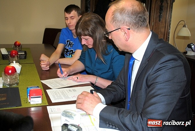 Zdjęcie w galerii na portalu naszraciborz.pl: Stowarzyszenie Jesteśmy Wyjątkowi ma już swoją siedzibę  wiadomości z regionu