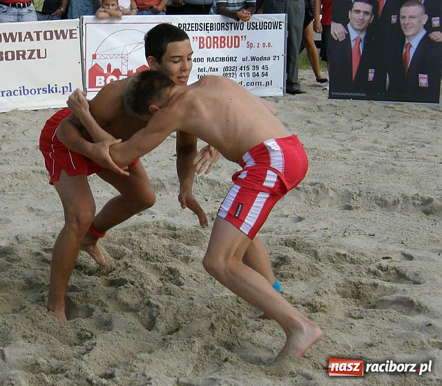 Zdjęcie w galerii na portalu naszraciborz.pl: Jacek Bileński najlepszy Polski zapaśnik na piasku wiadomości z regionu