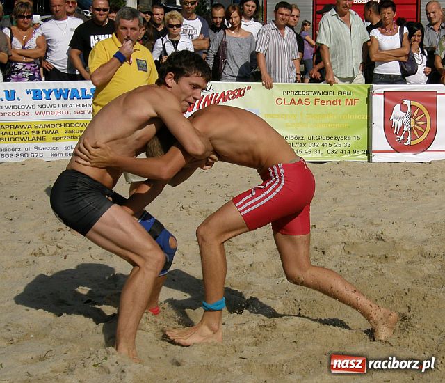 Zdjęcie w galerii na portalu naszraciborz.pl: Jacek Bileński najlepszy Polski zapaśnik na piasku wiadomości z regionu