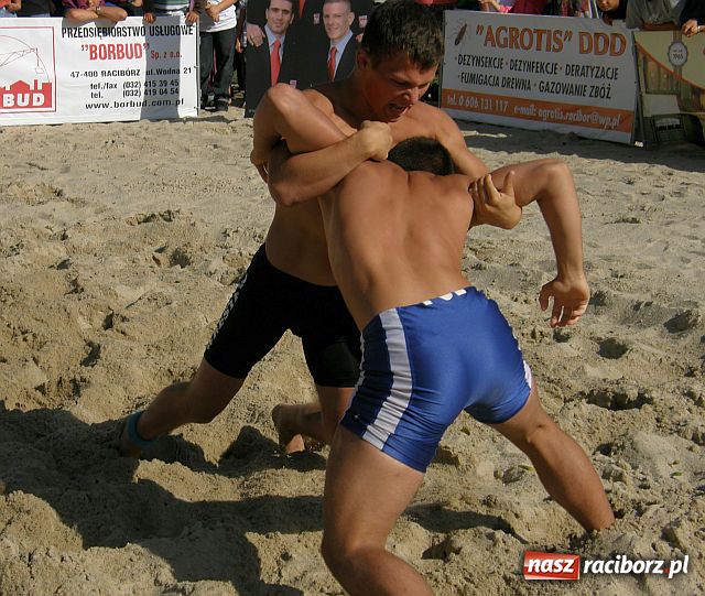 Zdjęcie w galerii na portalu naszraciborz.pl: Jacek Bileński najlepszy Polski zapaśnik na piasku wiadomości z regionu