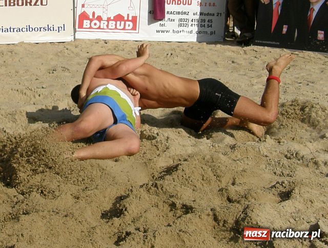 Zdjęcie w galerii na portalu naszraciborz.pl: Jacek Bileński najlepszy Polski zapaśnik na piasku wiadomości z regionu