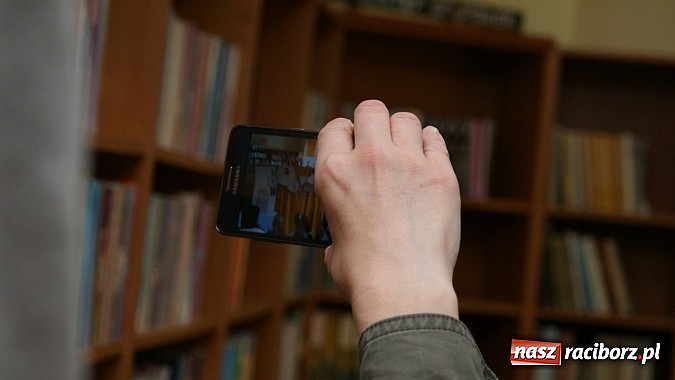 Zdjęcie w galerii na portalu naszraciborz.pl: Grupa teatralna z Ocic wystawiła Kopciuszka  wiadomości z regionu