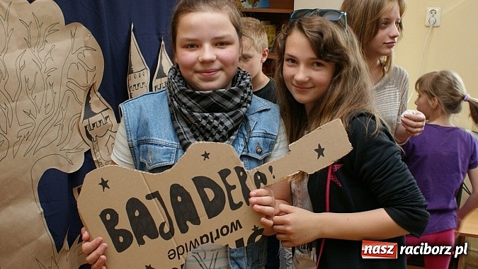 Zdjęcie w galerii na portalu naszraciborz.pl: Grupa teatralna z Ocic wystawiła Kopciuszka  wiadomości z regionu