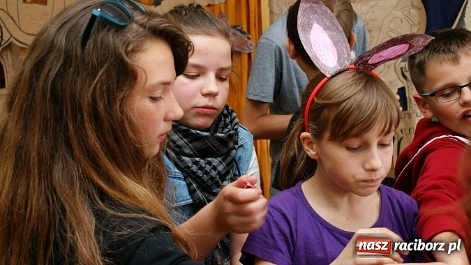 Zdjęcie w galerii na portalu naszraciborz.pl: Grupa teatralna z Ocic wystawiła Kopciuszka  wiadomości z regionu