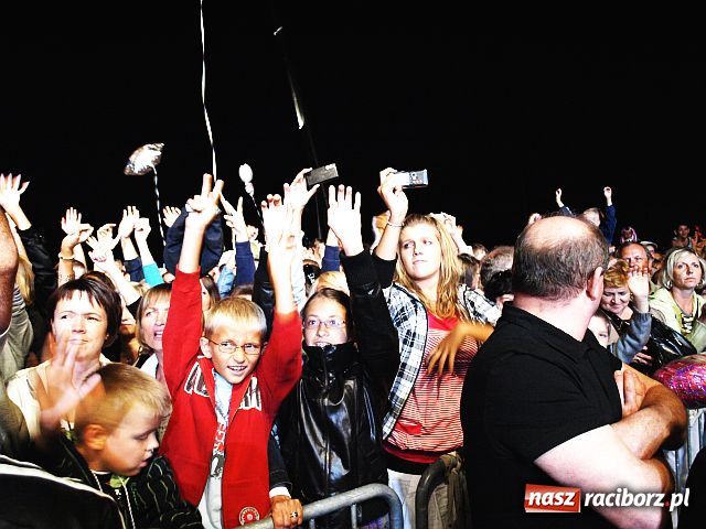 Zdjęcie w galerii na portalu naszraciborz.pl: Około 15 tysięcy ludzi przyszło na FEEL wiadomości z regionu