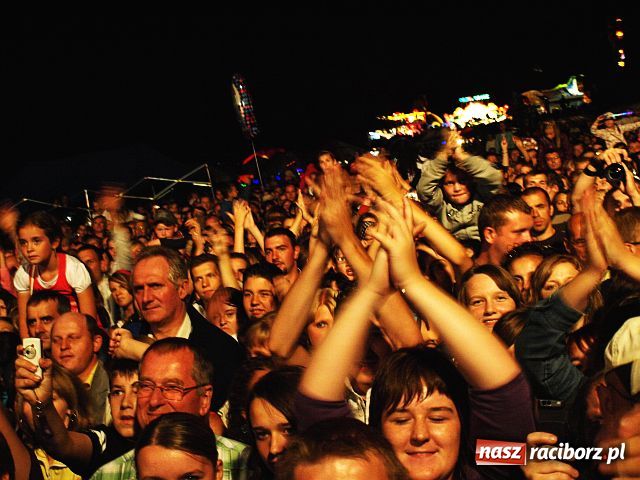 Zdjęcie w galerii na portalu naszraciborz.pl: Około 15 tysięcy ludzi przyszło na FEEL wiadomości z regionu