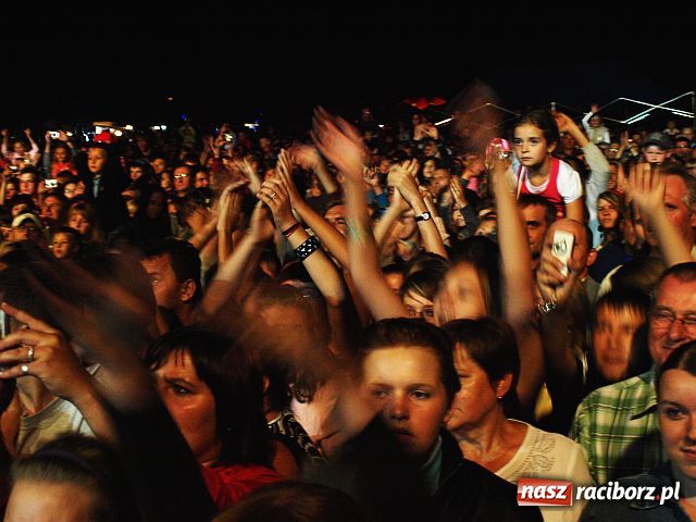 Zdjęcie w galerii na portalu naszraciborz.pl: Około 15 tysięcy ludzi przyszło na FEEL wiadomości z regionu