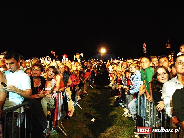 Zdjęcie w galerii na portalu naszraciborz.pl: Około 15 tysięcy ludzi przyszło na FEEL wiadomości z regionu
