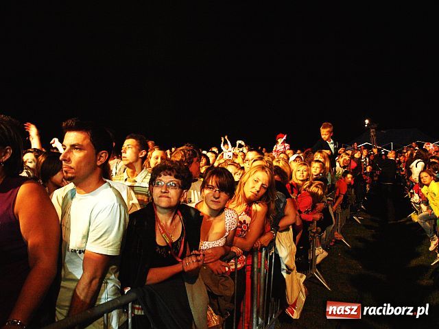 Zdjęcie w galerii na portalu naszraciborz.pl: Około 15 tysięcy ludzi przyszło na FEEL wiadomości z regionu