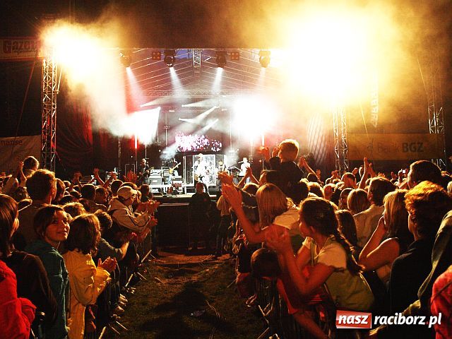 Zdjęcie w galerii na portalu naszraciborz.pl: Około 15 tysięcy ludzi przyszło na FEEL wiadomości z regionu