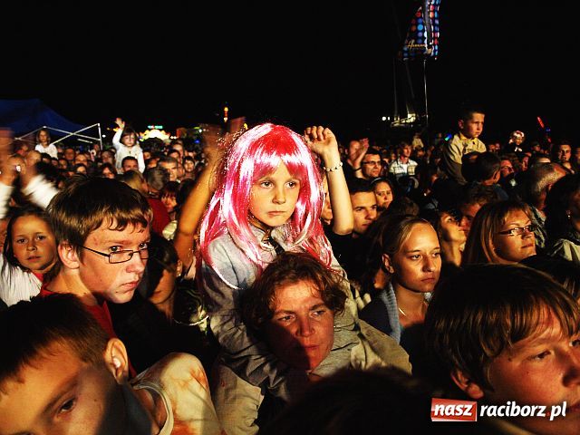 Zdjęcie w galerii na portalu naszraciborz.pl: Około 15 tysięcy ludzi przyszło na FEEL wiadomości z regionu