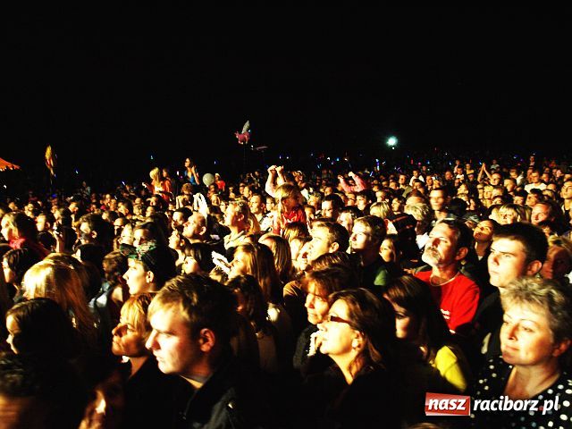 Zdjęcie w galerii na portalu naszraciborz.pl: Około 15 tysięcy ludzi przyszło na FEEL wiadomości z regionu