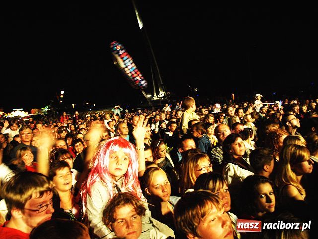 Zdjęcie w galerii na portalu naszraciborz.pl: Około 15 tysięcy ludzi przyszło na FEEL wiadomości z regionu