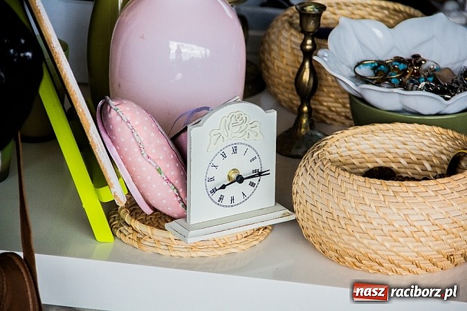 Zdjęcie w galerii na portalu naszraciborz.pl: Tysiące zwiedzających na jarmarku w Chałupkach wiadomości z regionu