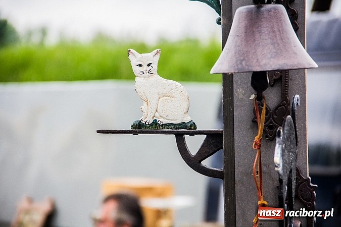 Zdjęcie w galerii na portalu naszraciborz.pl: Tysiące zwiedzających na jarmarku w Chałupkach wiadomości z regionu
