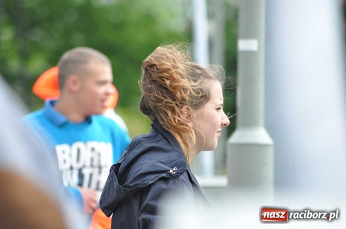 Zdjęcie w galerii na portalu naszraciborz.pl: W Raciborzu pływali po Odrze slalomem  wiadomości z regionu