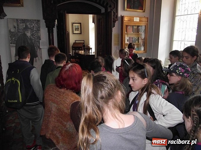 Zdjęcie w galerii na portalu naszraciborz.pl: Czeladnicy piernikarium na piastowskim szlaku  wiadomości z regionu