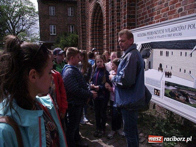 Zdjęcie w galerii na portalu naszraciborz.pl: Czeladnicy piernikarium na piastowskim szlaku  wiadomości z regionu
