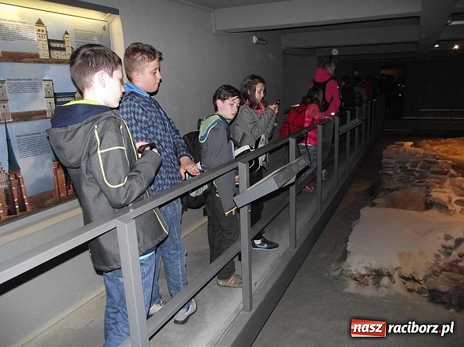 Zdjęcie w galerii na portalu naszraciborz.pl: Czeladnicy piernikarium na piastowskim szlaku  wiadomości z regionu