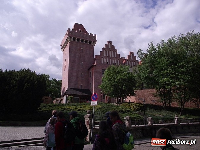 Zdjęcie w galerii na portalu naszraciborz.pl: Czeladnicy piernikarium na piastowskim szlaku  wiadomości z regionu