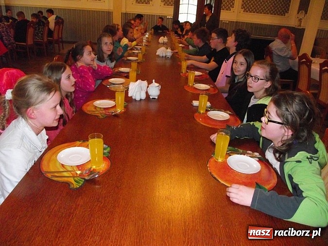 Zdjęcie w galerii na portalu naszraciborz.pl: Czeladnicy piernikarium na piastowskim szlaku  wiadomości z regionu