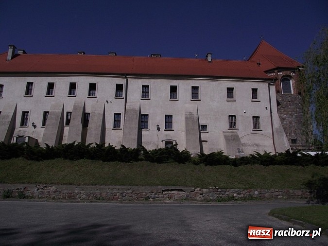 Zdjęcie w galerii na portalu naszraciborz.pl: Czeladnicy piernikarium na piastowskim szlaku  wiadomości z regionu