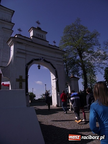 Zdjęcie w galerii na portalu naszraciborz.pl: Czeladnicy piernikarium na piastowskim szlaku  wiadomości z regionu