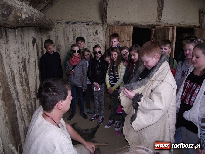 Zdjęcie w galerii na portalu naszraciborz.pl: Czeladnicy piernikarium na piastowskim szlaku  wiadomości z regionu